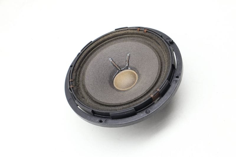 Quarter Panel Speaker / Woofer 703035403 — Used (SKU 633941)