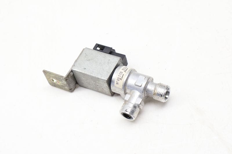 Refrigerant / Freon Solenoid Valve 701959267 — Used (SKU 634094)
