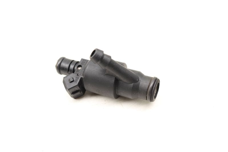 Fuel Injector 077133551K — Used (SKU 496414)