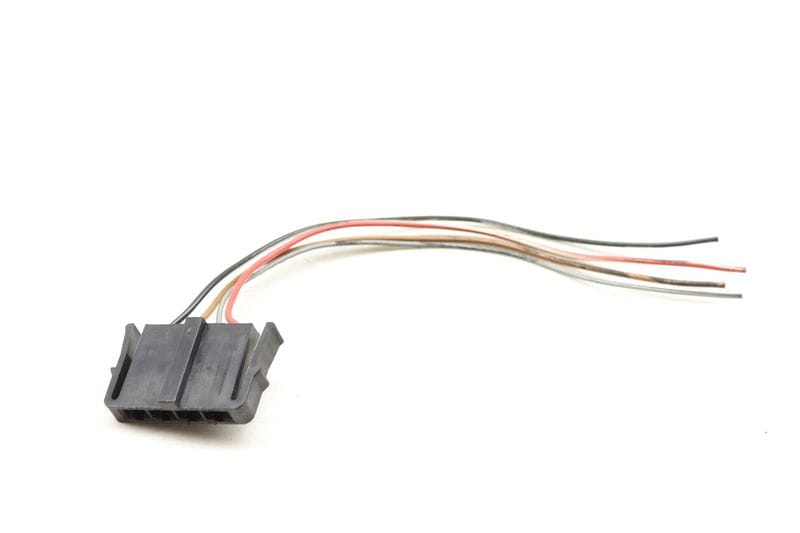 Outer Tail Light Wiring Connector / Pigtail - 4 Pin 321945249 — Used (SKU 496301)