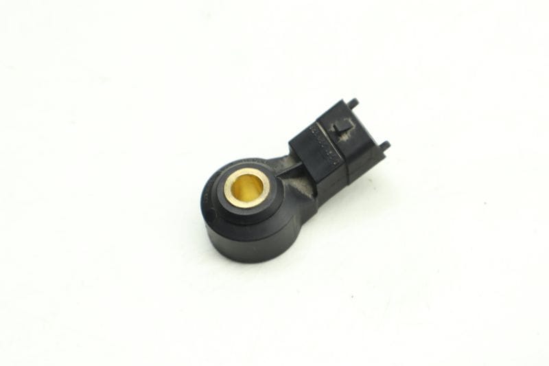 Knock Sensor 0261231120 — Used (SKU 374207)
