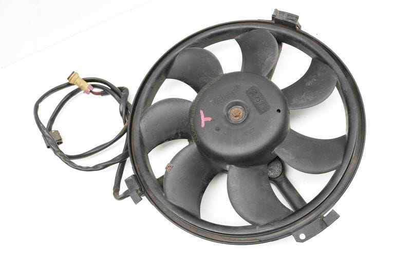 Electric Cooling Fan 8D0959455C — Used (SKU 308227)