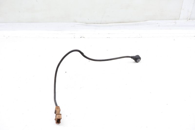 Engine Knock Sensor - Brown 078905377 — Used (SKU 669320)