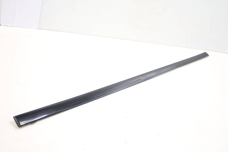 Center Door Molding / Trim 4B0853953A — Used (SKU 137284)