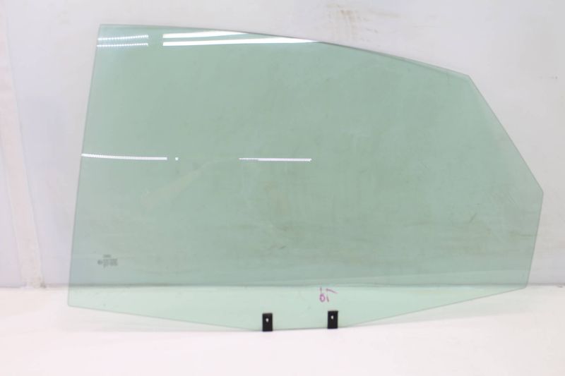 Door Window Glass 4B5845205B — Used (SKU 191506)