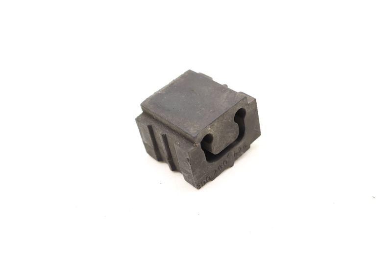 Upper AC Condenser Rubber Mount 8D0260425 — Used (SKU 485643)