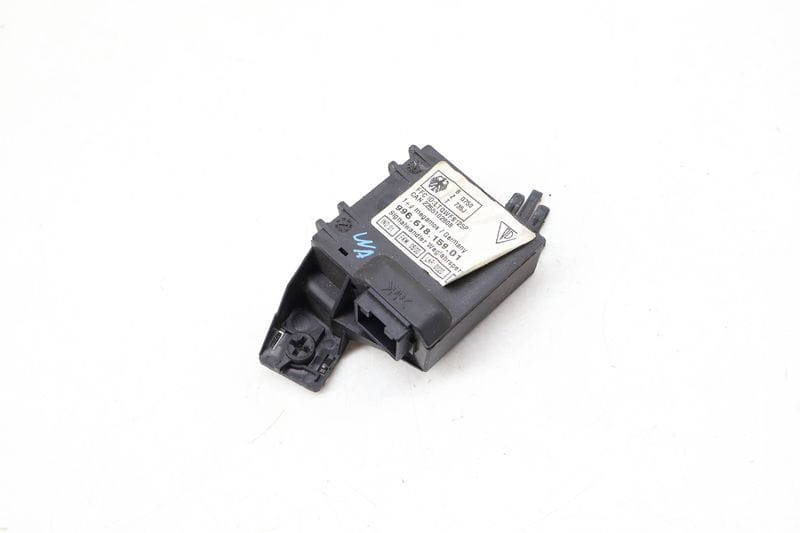 Alarm Converter / Module 99661815901 — Used (SKU 653765)