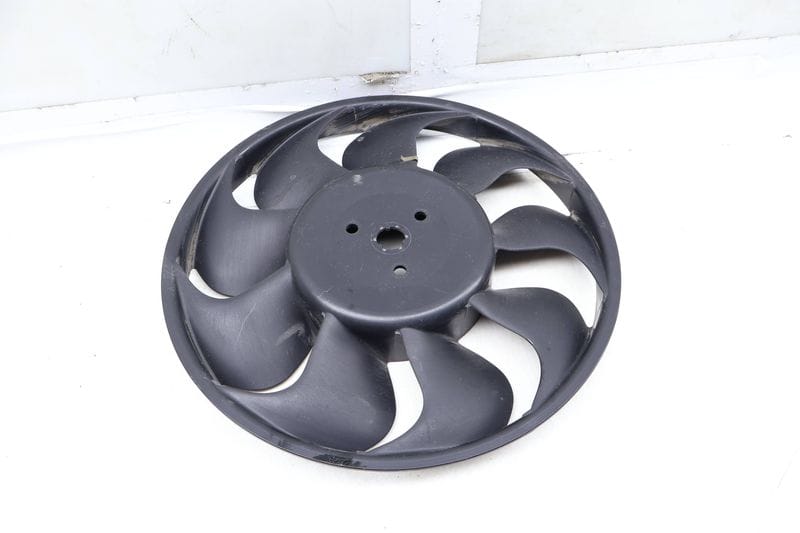 Radiator Electric Cooling Fan Blade 99662413500 — Used (SKU 653841)