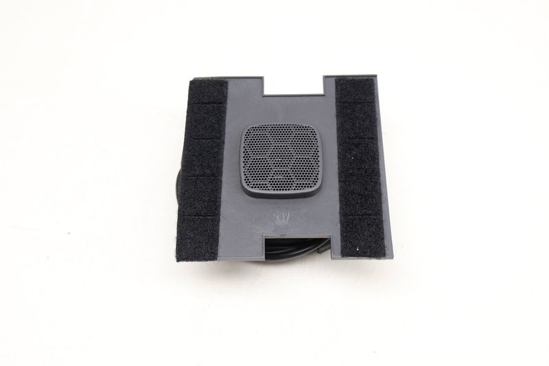 Hands-Free Telephone  / Alarm Speaker w/ Cover 4B0035411B — Used (SKU 615065)