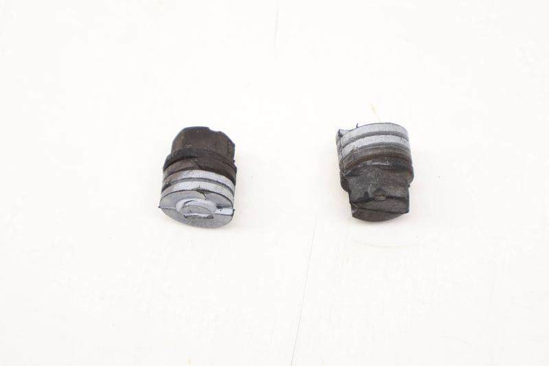 Hood Stop Jounce Bumper Set 4B0823481 — Used (SKU 615310)