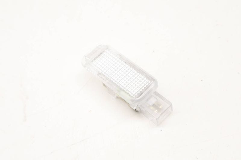 Interior Light 4B0947415 — Used (SKU 615119)