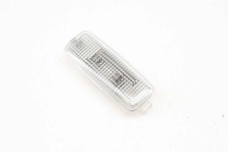 Sun Visor Vanity Overhead Light 8L0947105A — Used (SKU 615115)