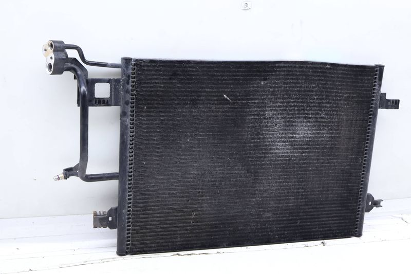 AC Condenser 4B0260401J — Used (SKU 688572)