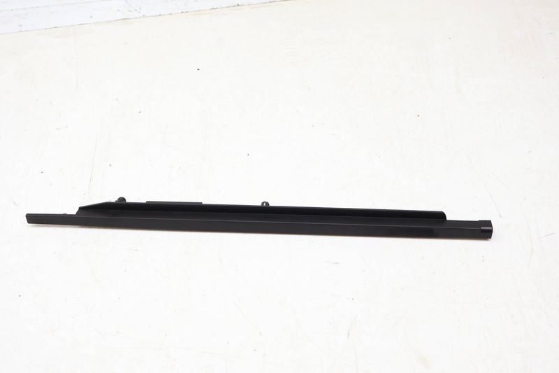 Sunroof / Sun Roof Glass Panel Trim (UPPER) 8D9877791A — Used (SKU 688298)