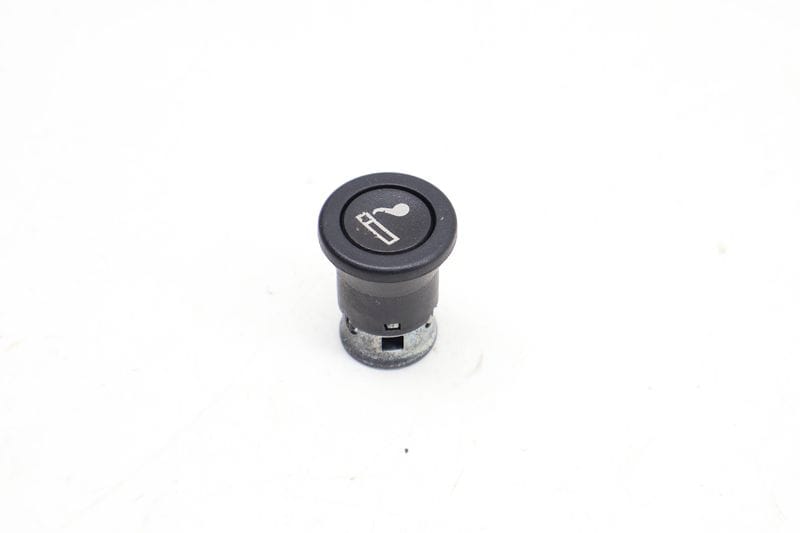 Cigarette Lighter 4B0919305B — Used (SKU 688575)