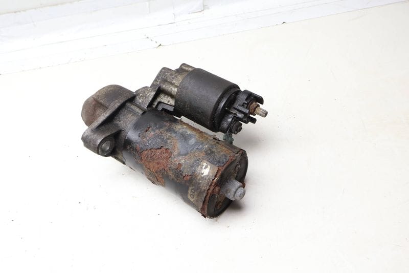 Starter 078911023D — Used (SKU 688369)