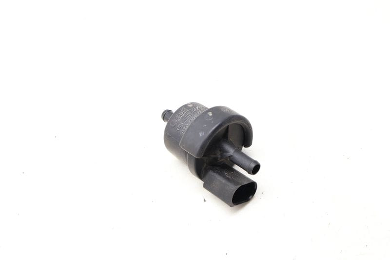 Crankcase Purge Solenoid Vent Valve 1C0906517A — Used (SKU 648412)