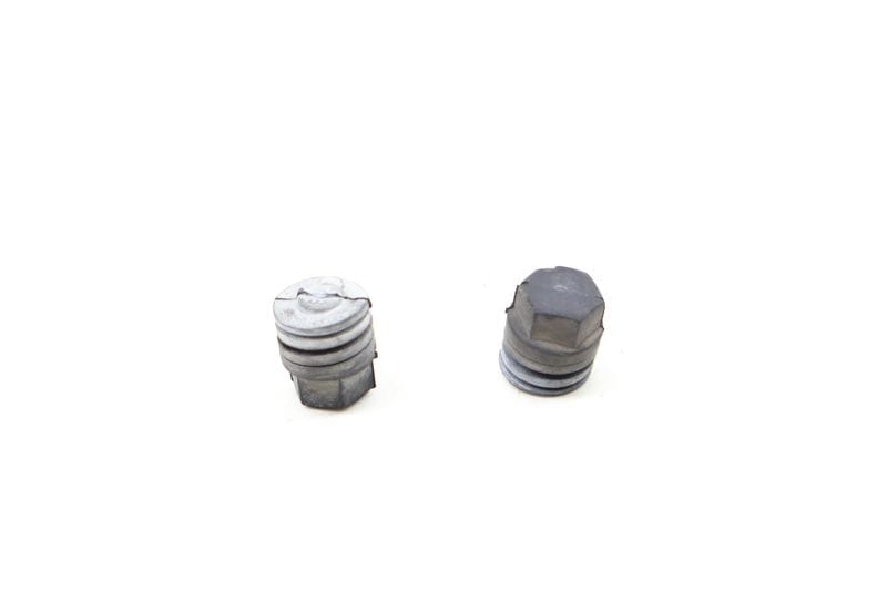 Hood Stop Jounce Bumper Set 4B0823481 — Used (SKU 648450)