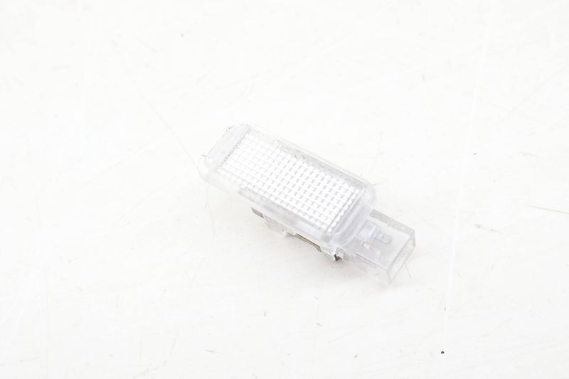 Interior Light 4B0947415 — Used (SKU 648624)