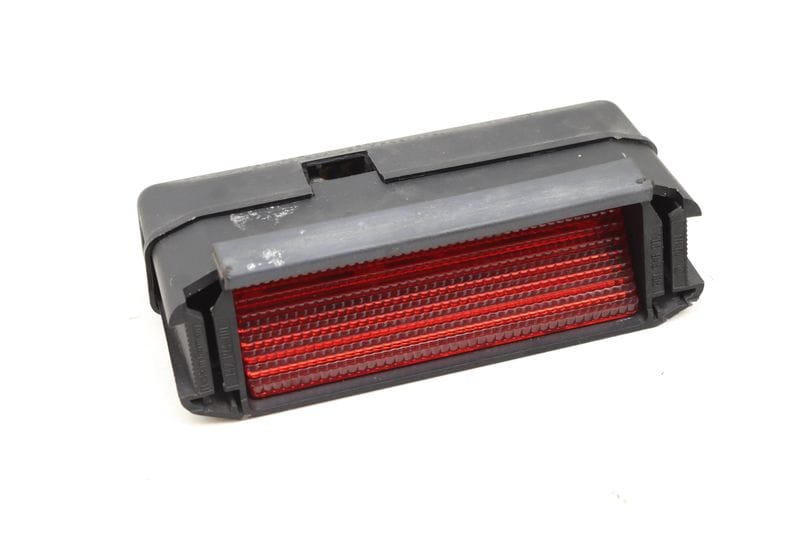 Center / Third Brake Light 703945135 — Used (SKU 493361)