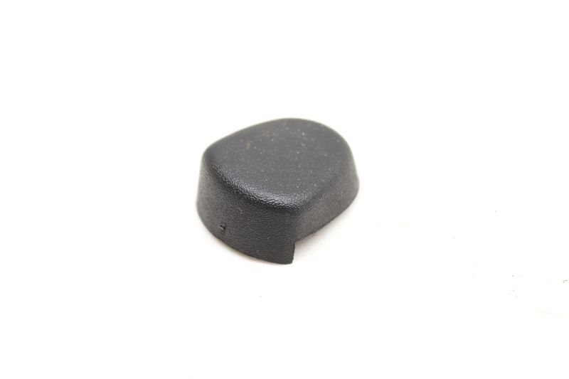Seat Belt Screw / Bolt Cap 701858869 — Used (SKU 493433)