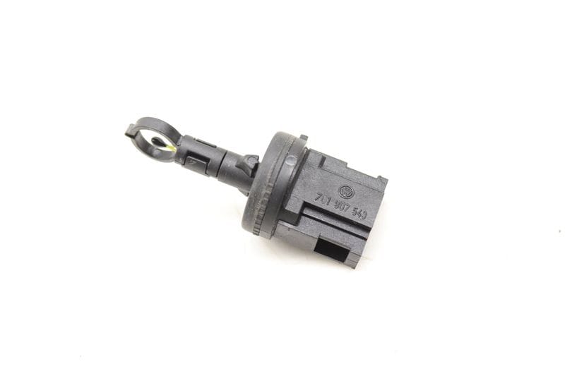 Temp / Temperature Sensor 701907543 — Used (SKU 493419)