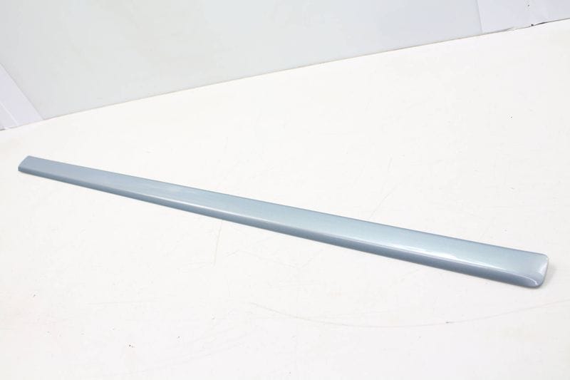 Center Door Molding / Trim 8E0853953 — Used (SKU 135105)