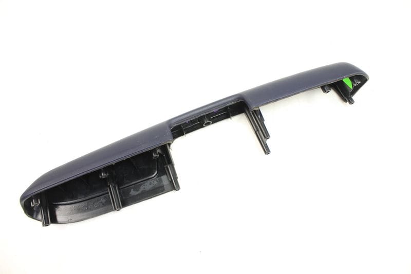 Door Panel Handle / Armrest 8E1867173 — Used (SKU 134973)