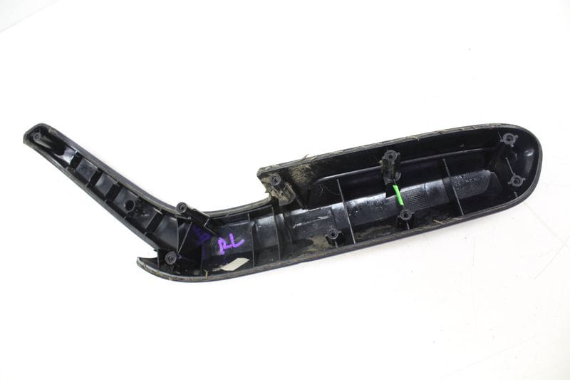 Door Pull Handle / Armrest 8E0867373 — Used (SKU 134975)