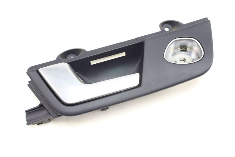 Interior Door Handle 8E0839019C — Used (SKU 134986)
