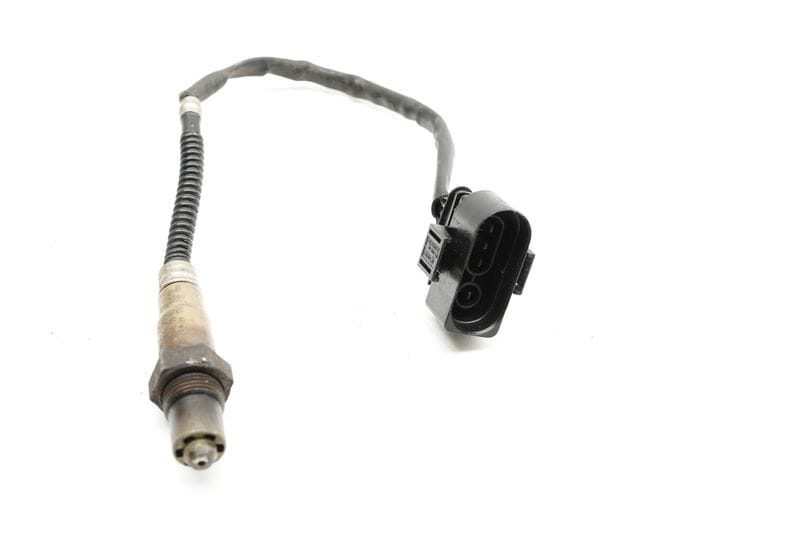 Oxygen O2 Sensor - Pre Cat Upstream 077906265J — Used (SKU 316412)
