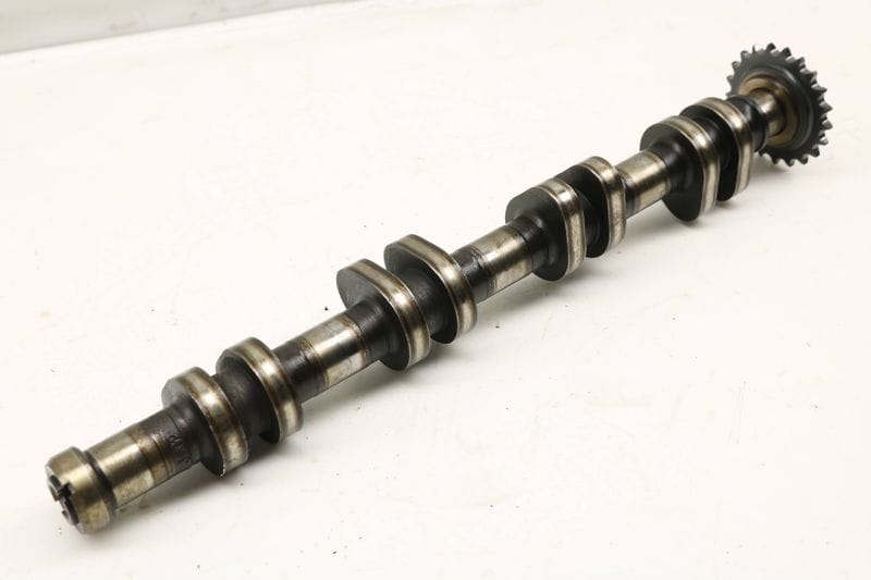 Intake Camshaft / Cam Shaft 077109021GM — Used (SKU 404871)
