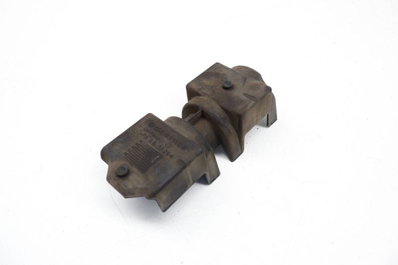 Cam / Camshaft Oil Deflector / Cover 058103555B — Used (SKU 734548)