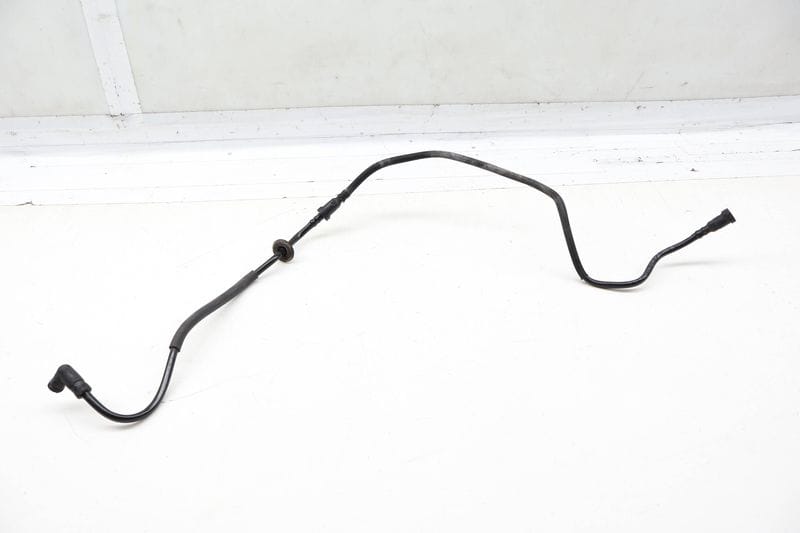 Vacuum Hose / Tube / Line 8N0201935Q — Used (SKU 734675)