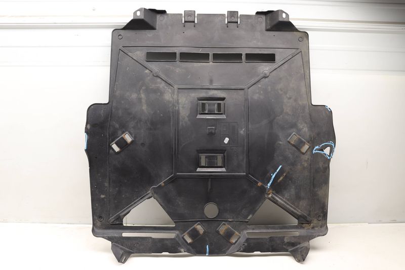 Center Underbody Shield  Panel / Liner 99650452702 — Used (SKU 486215)