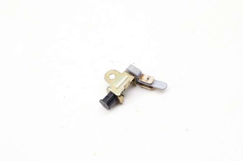 Door Contact Switch 7D0947563A — Used (SKU 631497)