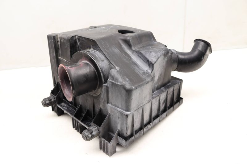Engine Air Filter Housing Box - Lower Half 022129601D — Used (SKU 488916)