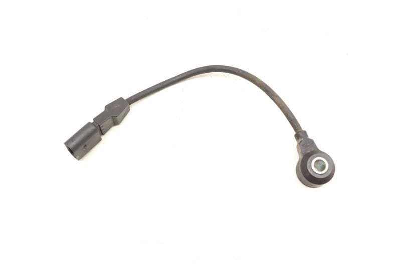 Engine Knock Sensor 022905377 — Used (SKU 489050)