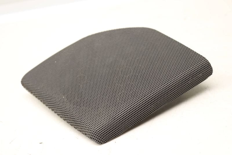Dash Speaker Grille 7D1857209A — Used (SKU 531670)