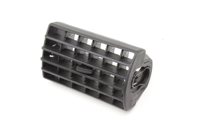 Dash Air Vent 701819707C — Used (SKU 595260)