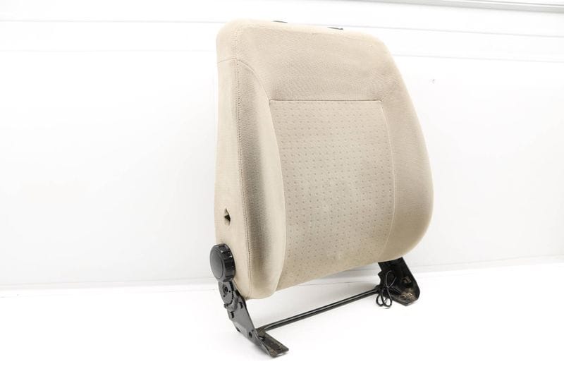 Upper Seat Backrest Cushion Assembly (CLOTH) 7D0881805AJ — Used (SKU 331894)
