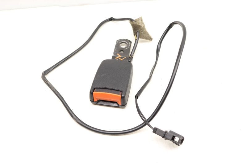 Seat Belt Buckle / Receiver 7D0857877 — Used (SKU 488773)