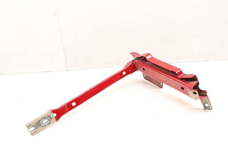 Upper Headlight Mount Bracket 7D0806069 — Used (SKU 488910)