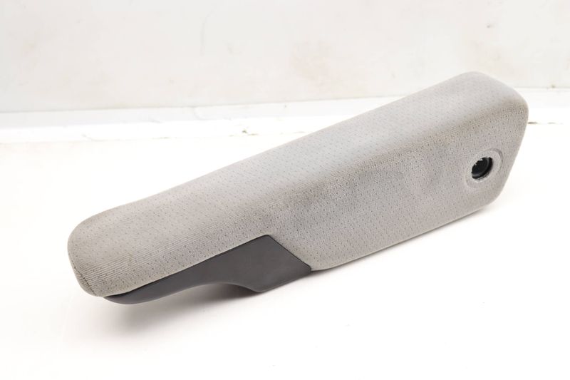 Seat Armrest / Arm Rest 7D0881081T — Used (SKU 595105)