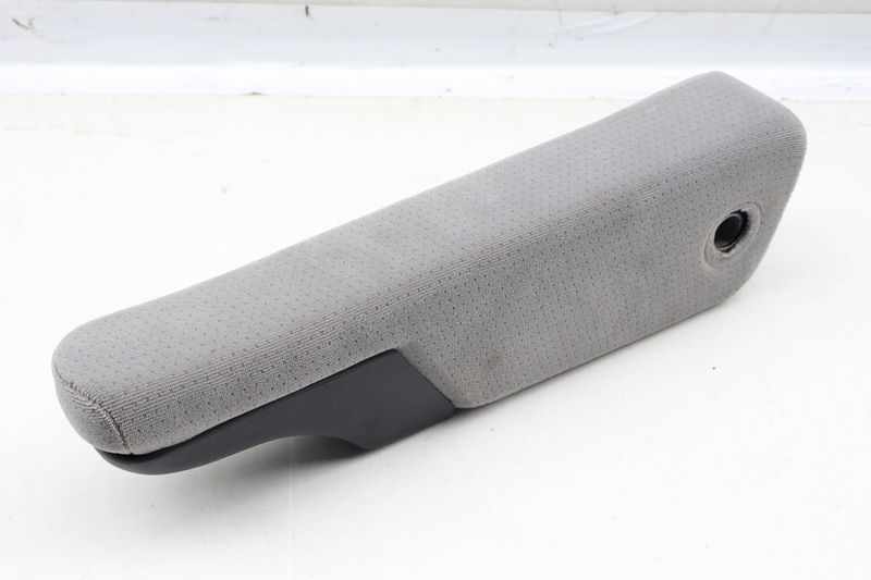 Seat Armrest / Arm Rest 7D0881081T — Used (SKU 631110)