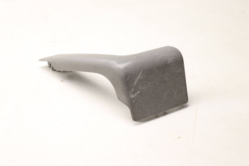 Door Grab Handle / Pull Outer Trim 7D0867198C — Used (SKU 508415)
