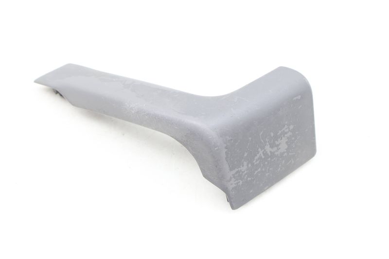 Door Grab Handle / Pull Outer Trim 7D0867198C — Used (SKU 631128)