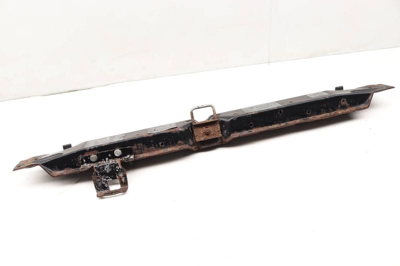 Upper Core Support Beam / Lock Carrier 7D0805563A — Used (SKU 425448)