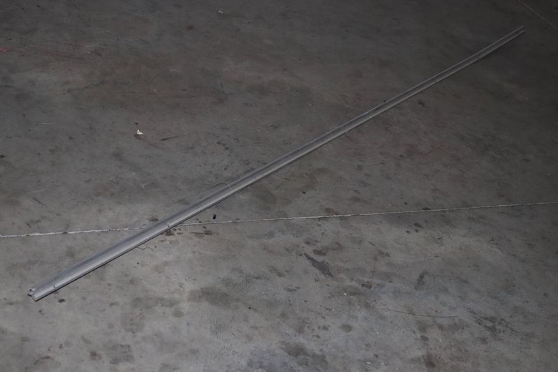 Pop-UP Roof Retaining Strip / Trim (SIDE) 701070722 — Used (SKU 531930)