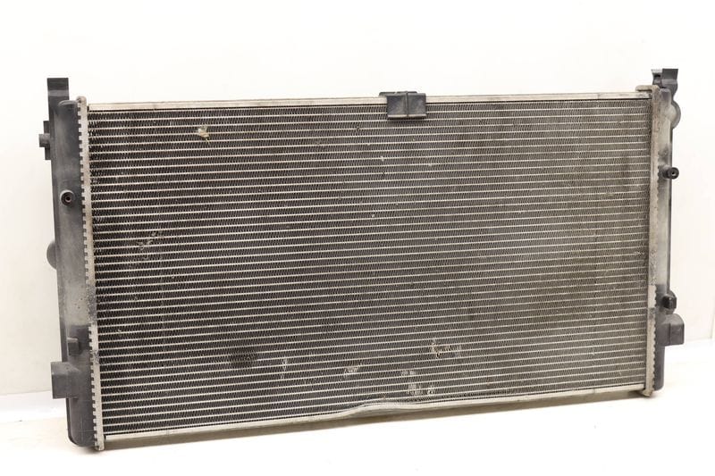 Radiator 7D0121253C — Used (SKU 531706)